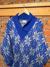 Load image into Gallery viewer, Vintage Benetton Pullover Snowflake Sweater (WL)