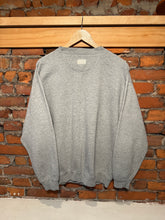 Load image into Gallery viewer, Vintage Mansfield University Crewneck (M)