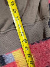 Load image into Gallery viewer, Vintage Embroidered Cabela’s Crewneck (WM)