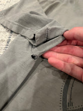 Load image into Gallery viewer, Vintage Late 90s Art Shirt (2XL)