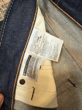 Load image into Gallery viewer, Modern Levi’s Selvedge Jeans (34x34)
