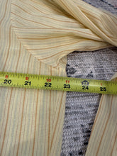 Load image into Gallery viewer, Vintage 80s Van Heusen Yellow Striped Collared Shirt(M)