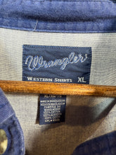Load image into Gallery viewer, Vintage Wrangler American Flag Western Shirt (XL)