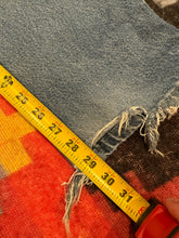 Load image into Gallery viewer, Vintage Wrangler Jeans 32x29)