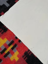 Load image into Gallery viewer, Vintage 90s Wild Earth Wolves Shirt (XL)