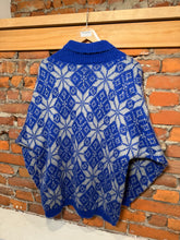 Load image into Gallery viewer, Vintage Benetton Pullover Snowflake Sweater (WL)