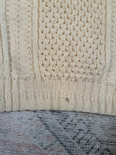 Load image into Gallery viewer, Vintage Oak Hall Heavyweight Knit Sweater (L)