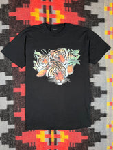 Load image into Gallery viewer, Vintage 90s Tiger Tee (L)