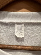 Load image into Gallery viewer, Vintage 90s Australia Crewneck (WL)