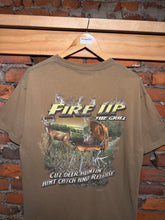Load image into Gallery viewer, Vintage Fire Up The Grill Buck Wear T-Shirt (L)