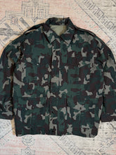 Load image into Gallery viewer, Vintage 80s 4 Pocket Camo Military Jacket (XL)