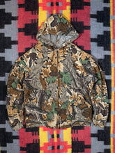 Load image into Gallery viewer, Vintage Walls Blizzard-Pruf Jacket (L)