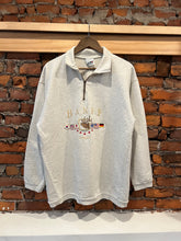 Load image into Gallery viewer, Vintage Banff Sweatshirt (S)