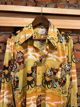 Load image into Gallery viewer, Vintage 70s Oregon Trail Pattern Button Up Shirt (M)
