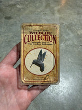 Load image into Gallery viewer, Lot of 6 Vintage Birds Wildlife Pins
