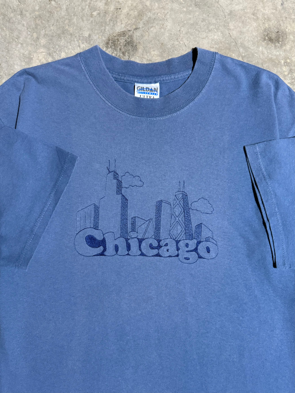Vintage Chicago Embroidered Tee (L)