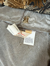Load image into Gallery viewer, Vintage Walls Blizzard-Pruf Jacket (L)
