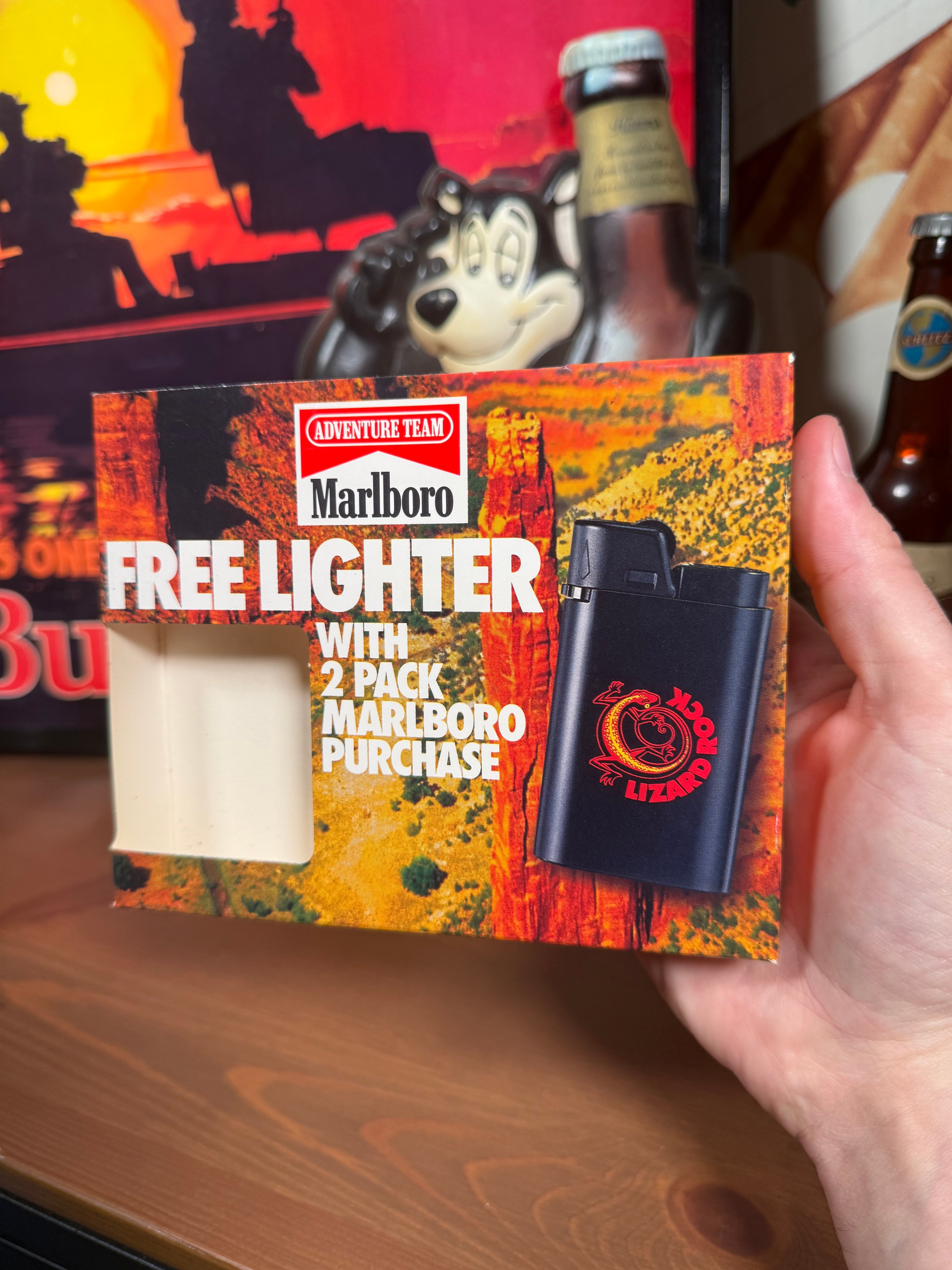 Vintage 1993 Marlboro Lizard Rock Lighter