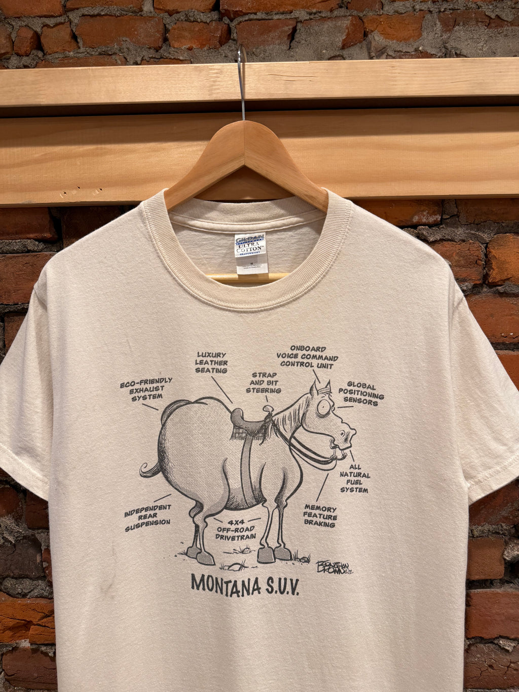 2000s Montana SUV Shirt (L)