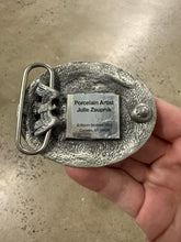 Load image into Gallery viewer, Vintage 2004 Wolf Belt Buckle
