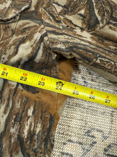 Load image into Gallery viewer, Cabelas Quilted Interior Camo Jacket (L)
