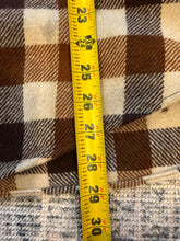 Load image into Gallery viewer, Vintage Woolrich Brown Flannel Shirt (L)
