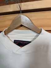 Load image into Gallery viewer, Vintage American Sportsman Goose Crewneck (XL)
