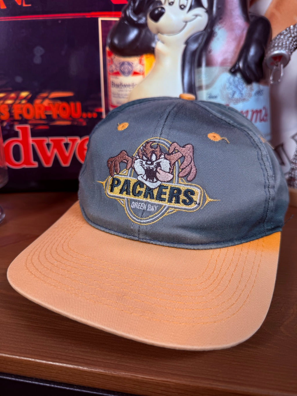 Vintage 90s Packers Taz Faded Snapback Hat
