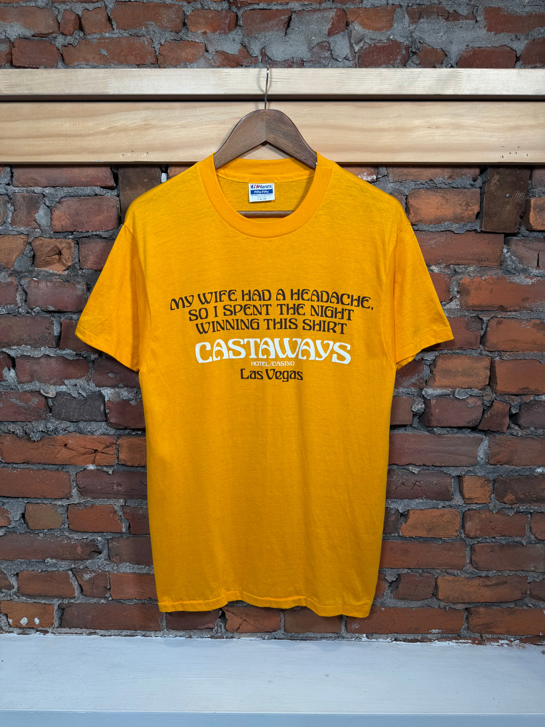 Vintage Early 90s Castaways Casino T-Shirt (M)