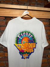 Load image into Gallery viewer, Vintage Salem Cigs Escape To The Fresh Side T-Shirt (L/XL)
