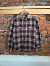 Load image into Gallery viewer, Vintage Faded Glory Heavyweight Flannel (S/M)
