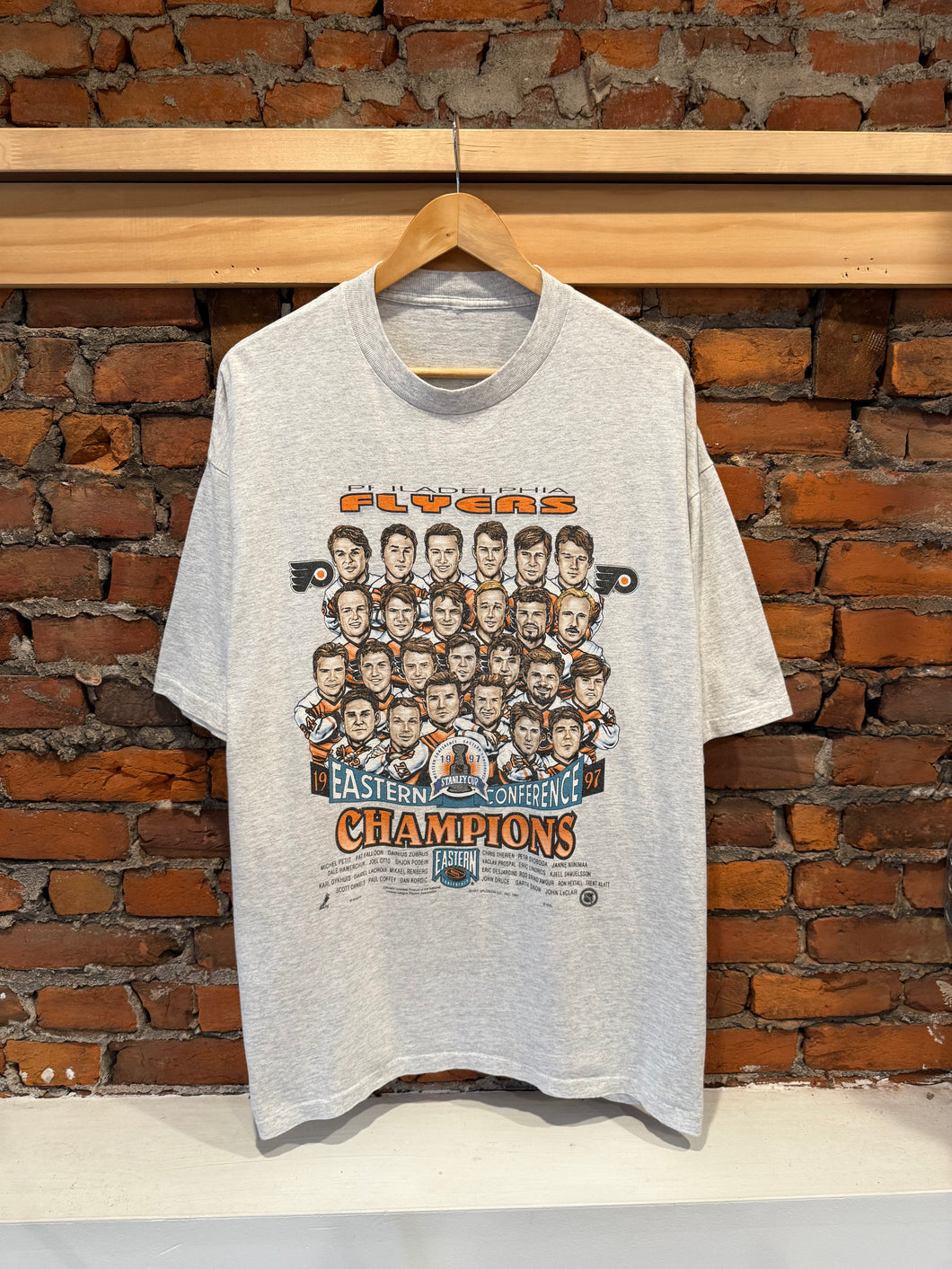 Vintage 1997 Philadelphia Flyers Eastern Conference Champs Shirt (2XL)