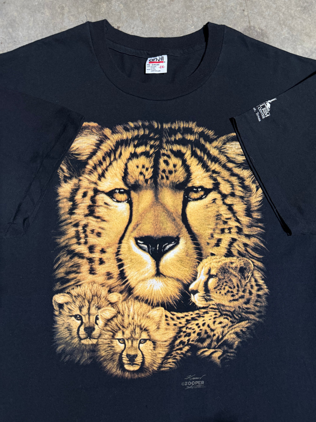 Vintage 90s Cheetah T-Shirt (2XL)