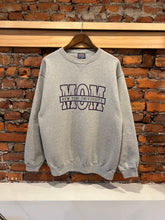 Load image into Gallery viewer, Vintage NYU Mom Crewneck (L)
