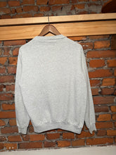 Load image into Gallery viewer, Vintage 90s Breckenridge Ski Crewneck (M)
