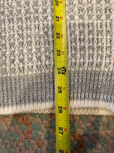 Load image into Gallery viewer, Vintage Street Closed Grey Knit Sweater (S)

