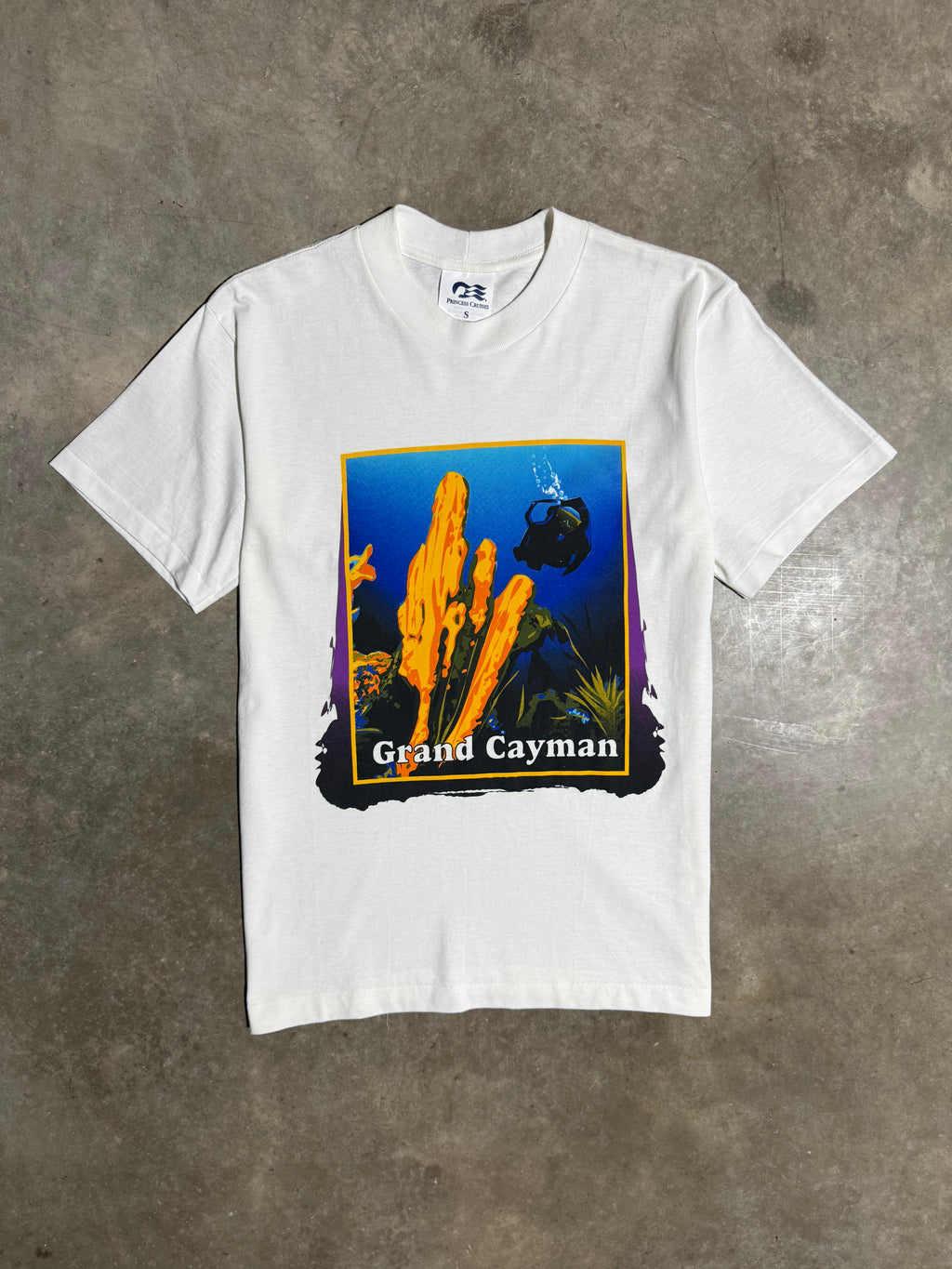 Vintage Grand Cayman Scuba Diving Tee (M)