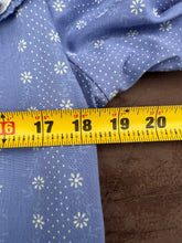 Load image into Gallery viewer, Vintage Women’s Western Lace Shirt (WM, see measurements)
