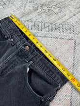 Load image into Gallery viewer, Vintage 90s Levi’s 512 Black Jeans (32x33.5)
