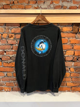 Load image into Gallery viewer, Vintage 90s Donald Duck Longsleeve Shirt (XL)
