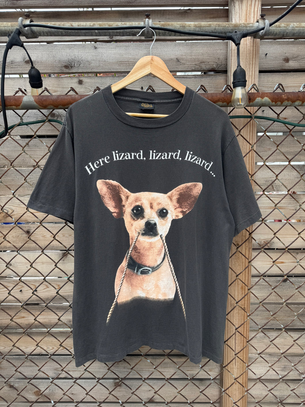 Vintage 1998 Taco Bell Chihuahua Godzilla Shirt (L)