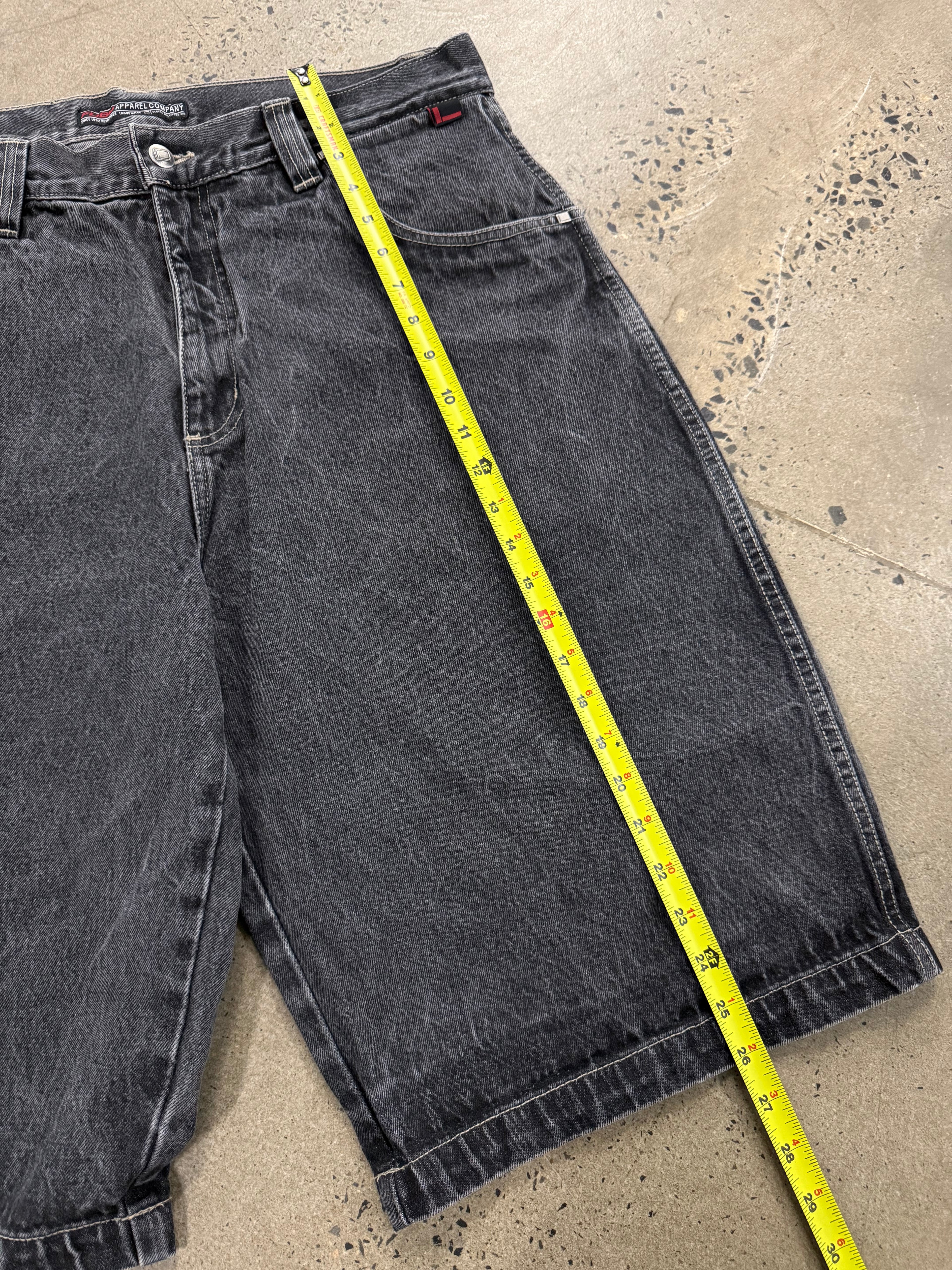Vintage Y2K Fubu Black Jean Shorts (36)