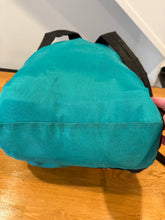 Load image into Gallery viewer, Vintage 1994 Garfield Pasta Backpack

