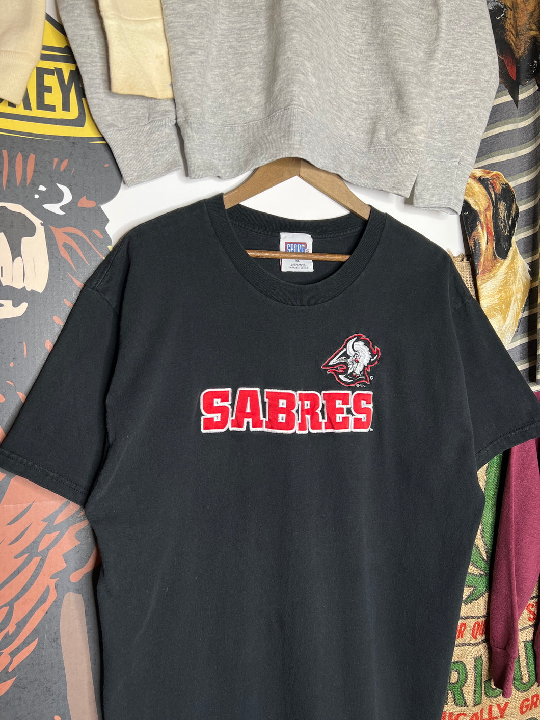 Vintage Buffalo Sabres Embroidered Tee (XL)