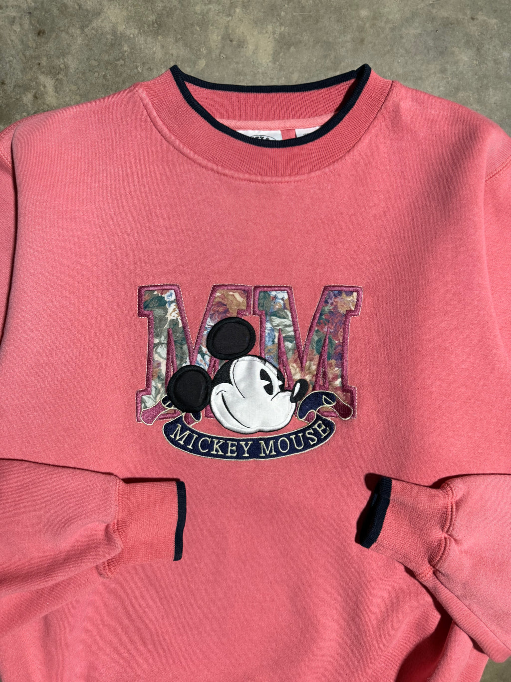 Vintage 90s Mickey Mouse Embroidered Floral Crewneck (M)