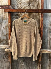 Load image into Gallery viewer, Vintage IZOD Tan Sweater (S)
