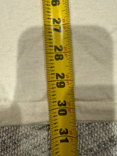 Load image into Gallery viewer, Vintage Flower Circle Tee (L)
