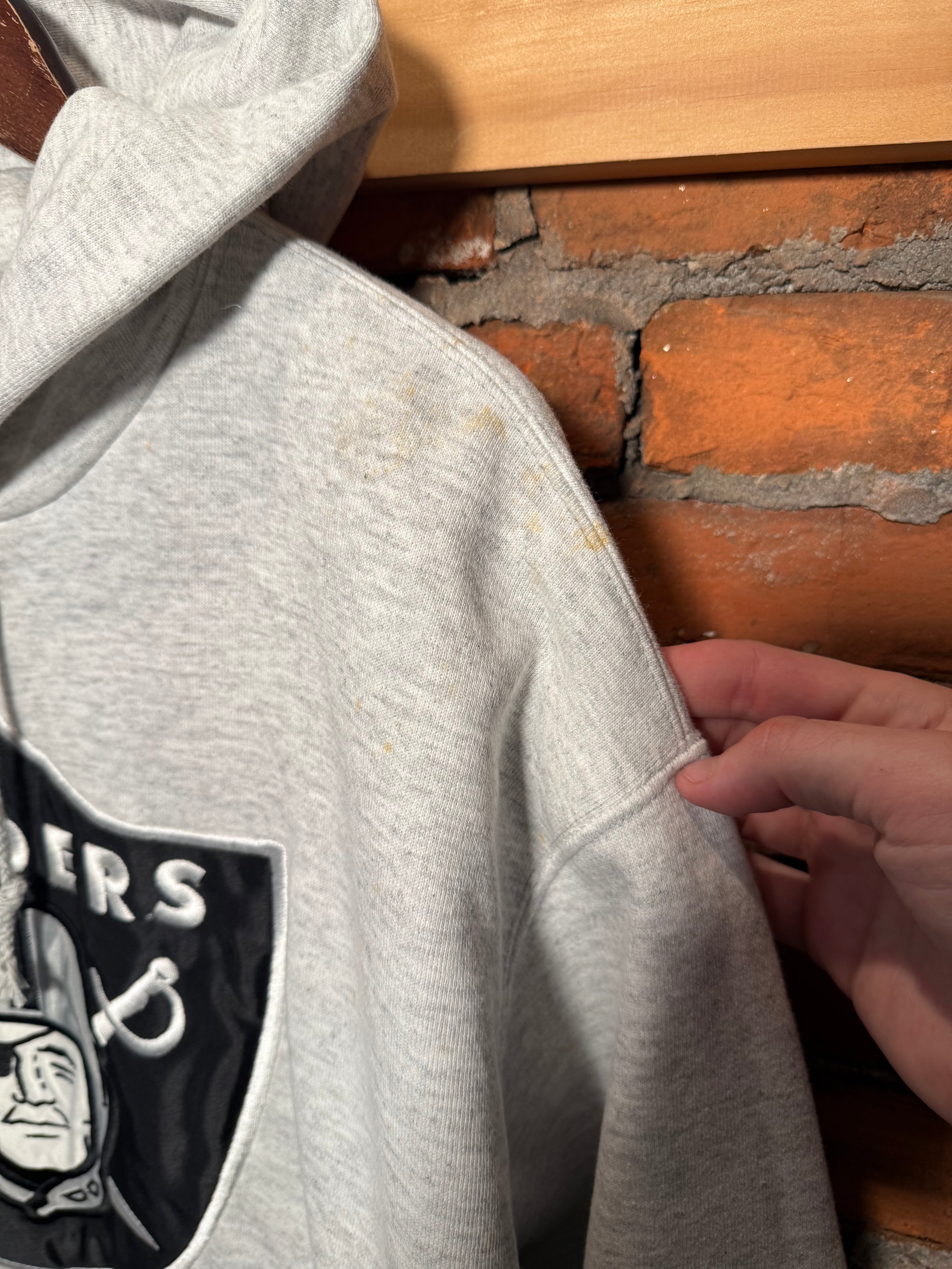 Vintage Raiders Nutmeg Hoodie (M)(Flaws)