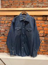 Load image into Gallery viewer, Vintage Wrangler Pearl Snap Denim Shirt (2XL)
