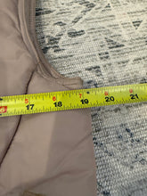 Load image into Gallery viewer, Vintage 80s Puffy Colorful Vest (S)

